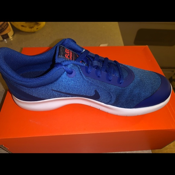 Nike Flex running shoe - Picture 2 of 8